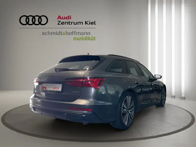 Audi A6 view 6