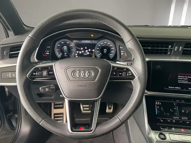 Audi A6 view 10