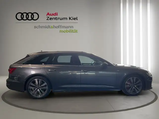 Audi A6 view 7