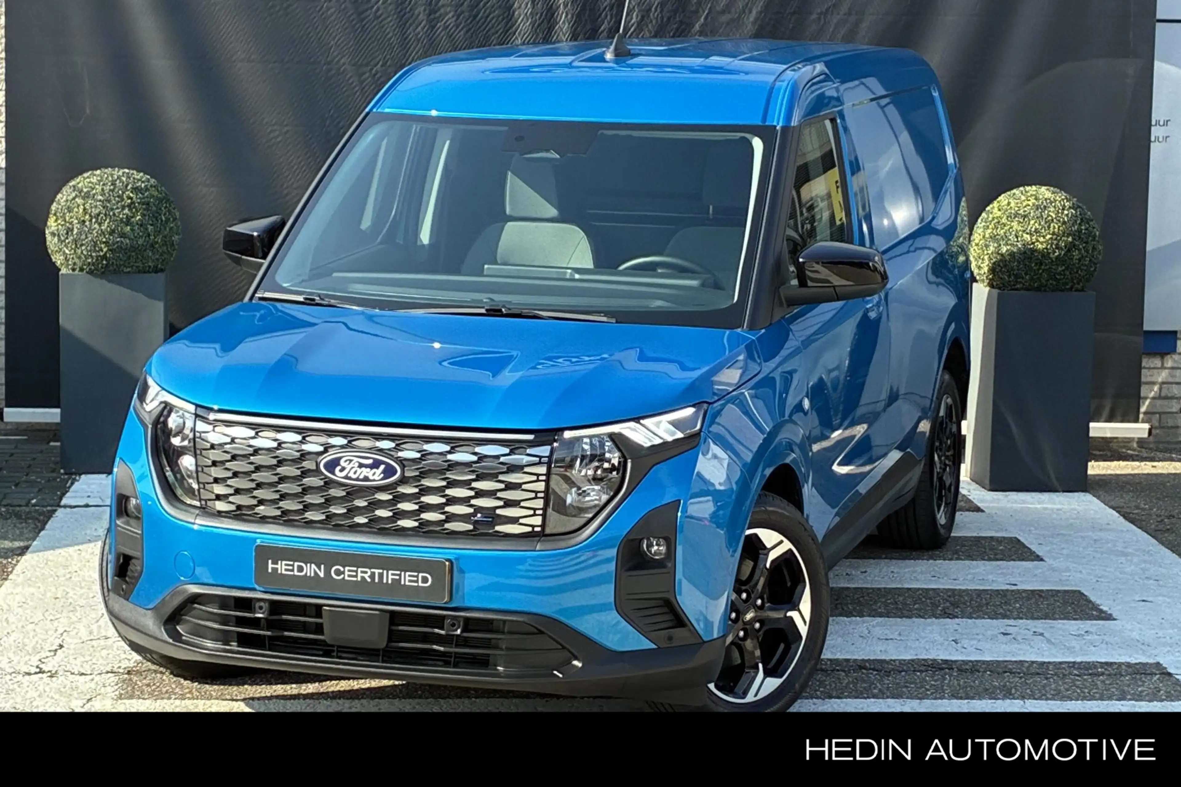 Ford Transit Courier E-Transit Limited 44 kWh Driver Ass Pack | Trekhaa