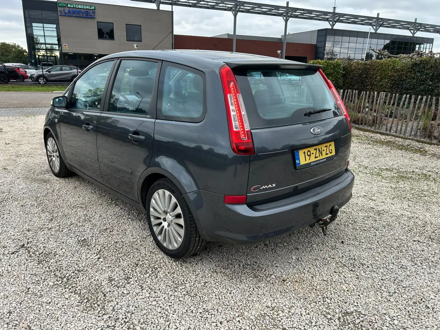 Ford C-Max 1.8-16V Titanium Flexifuel trekhaak Grijs - 2