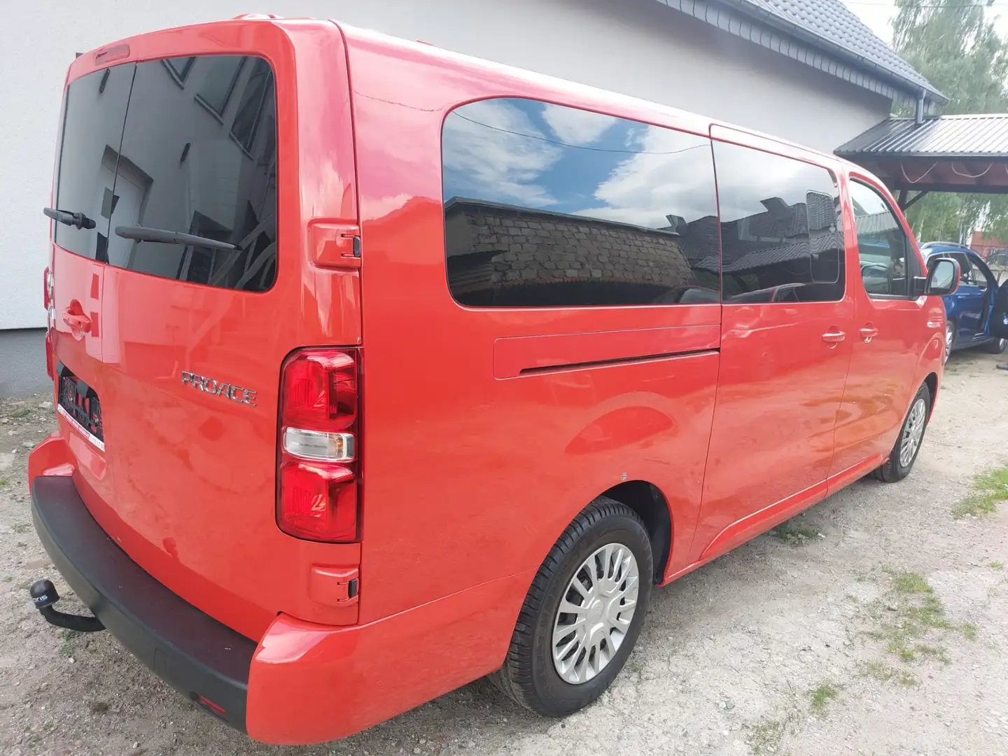 Toyota Proace L1 Kombi 9 Sitzer - 2