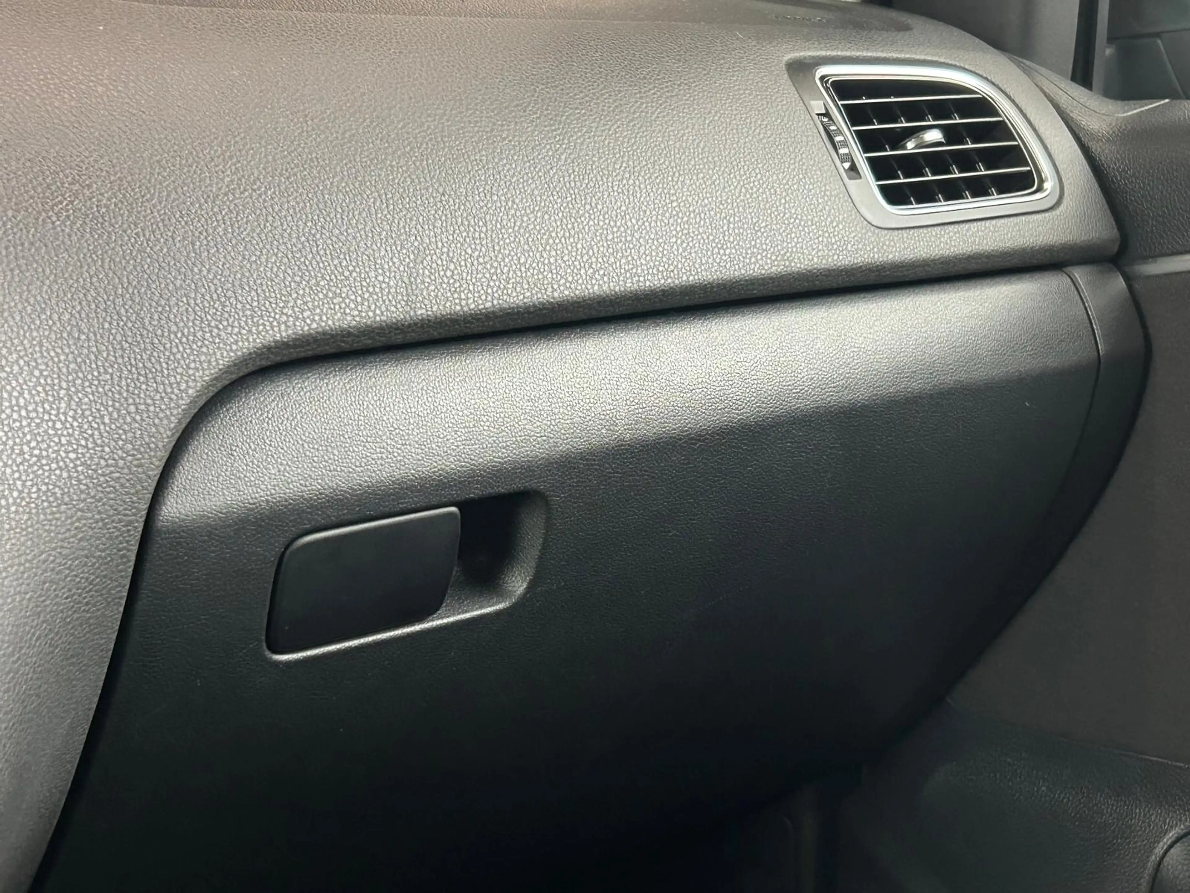 Volkswagen Polo 1.2 TSI Comfortline + NAVI — photo 13