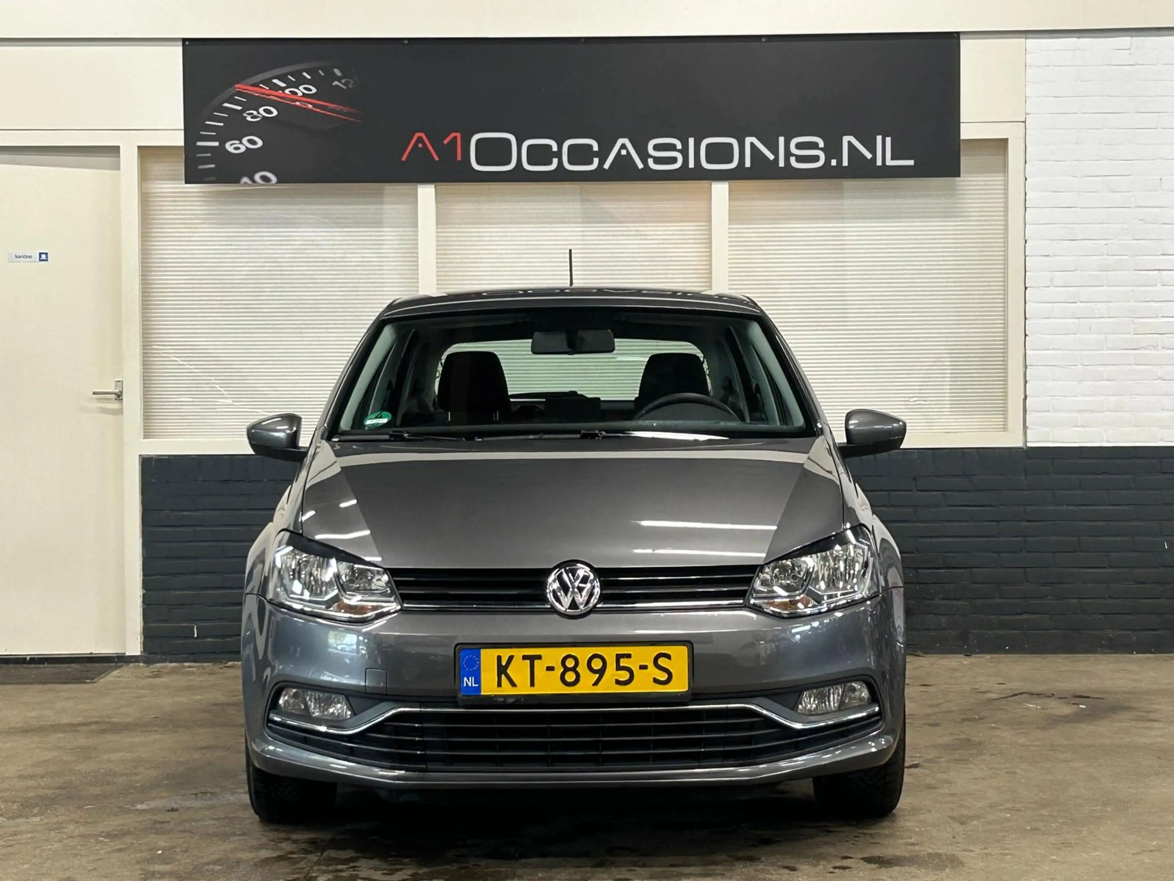 Volkswagen Polo 1.2 TSI Comfortline + NAVI — photo 18