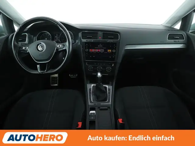 Volkswagen Golf view 12