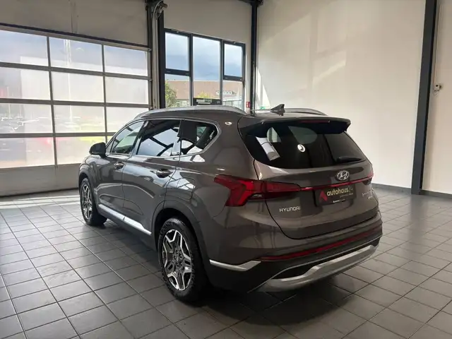 Hyundai Santa Fe view 4