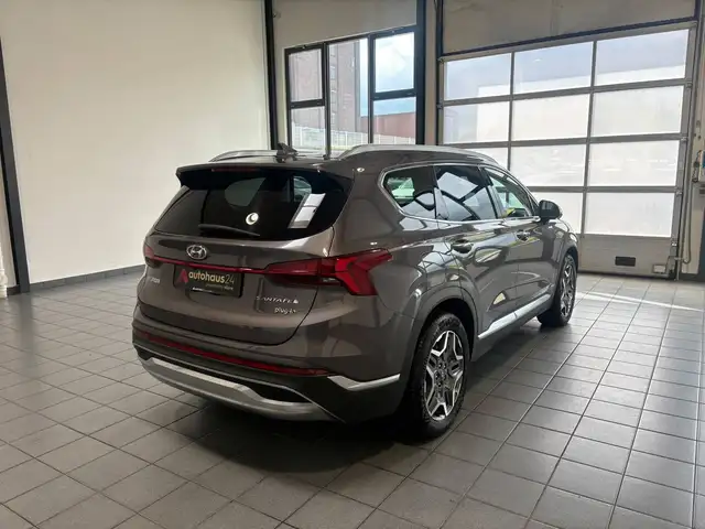 Hyundai Santa Fe view 5