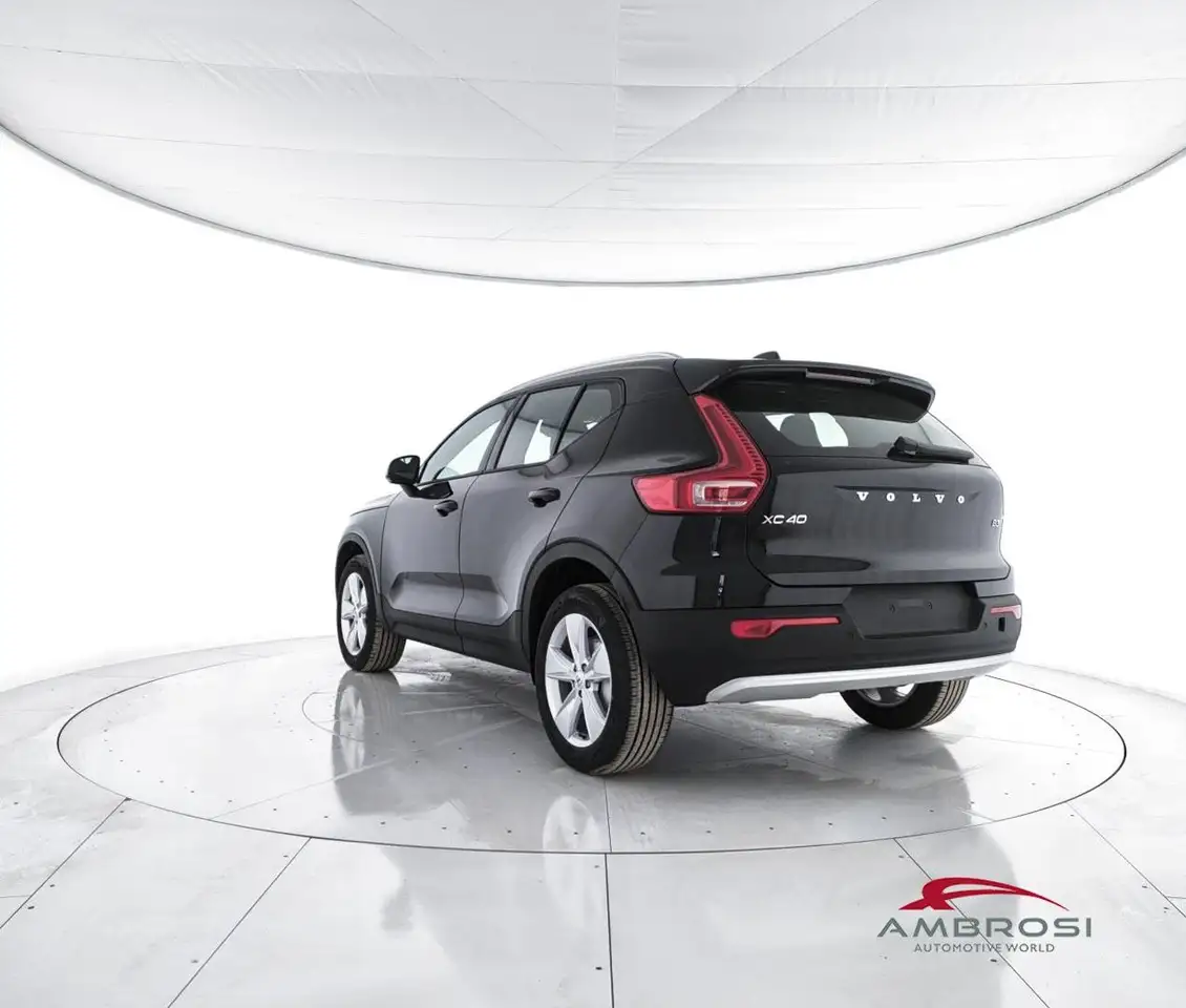 Volvo XC40 2026