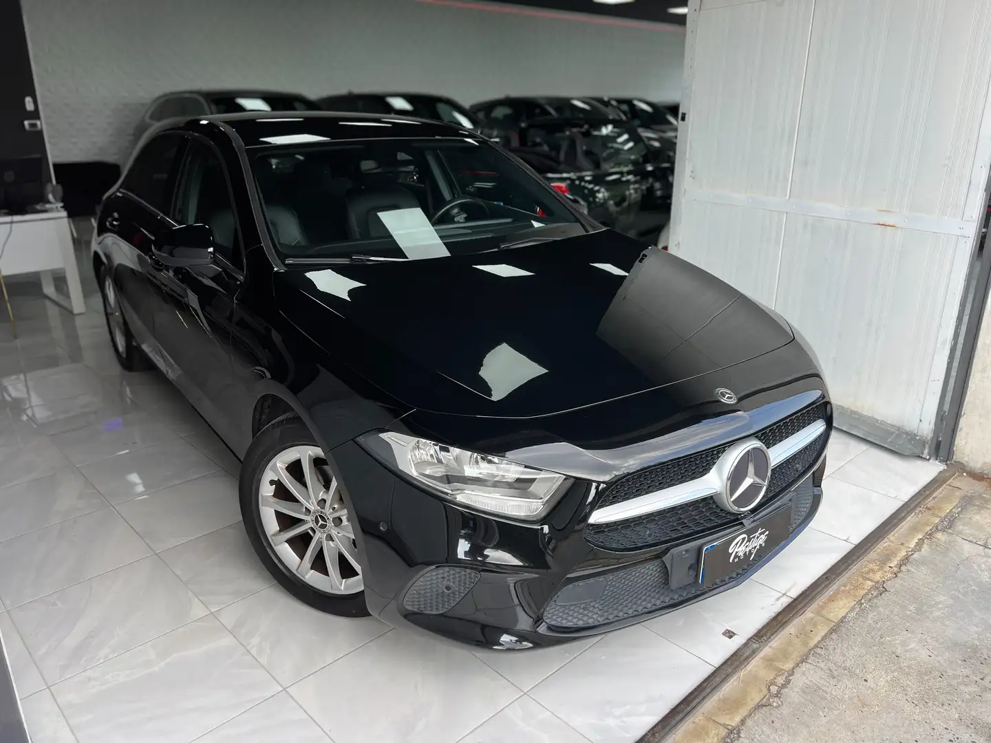 Mercedes-Benz A 180 A 180 d Sport auto Noir - 1