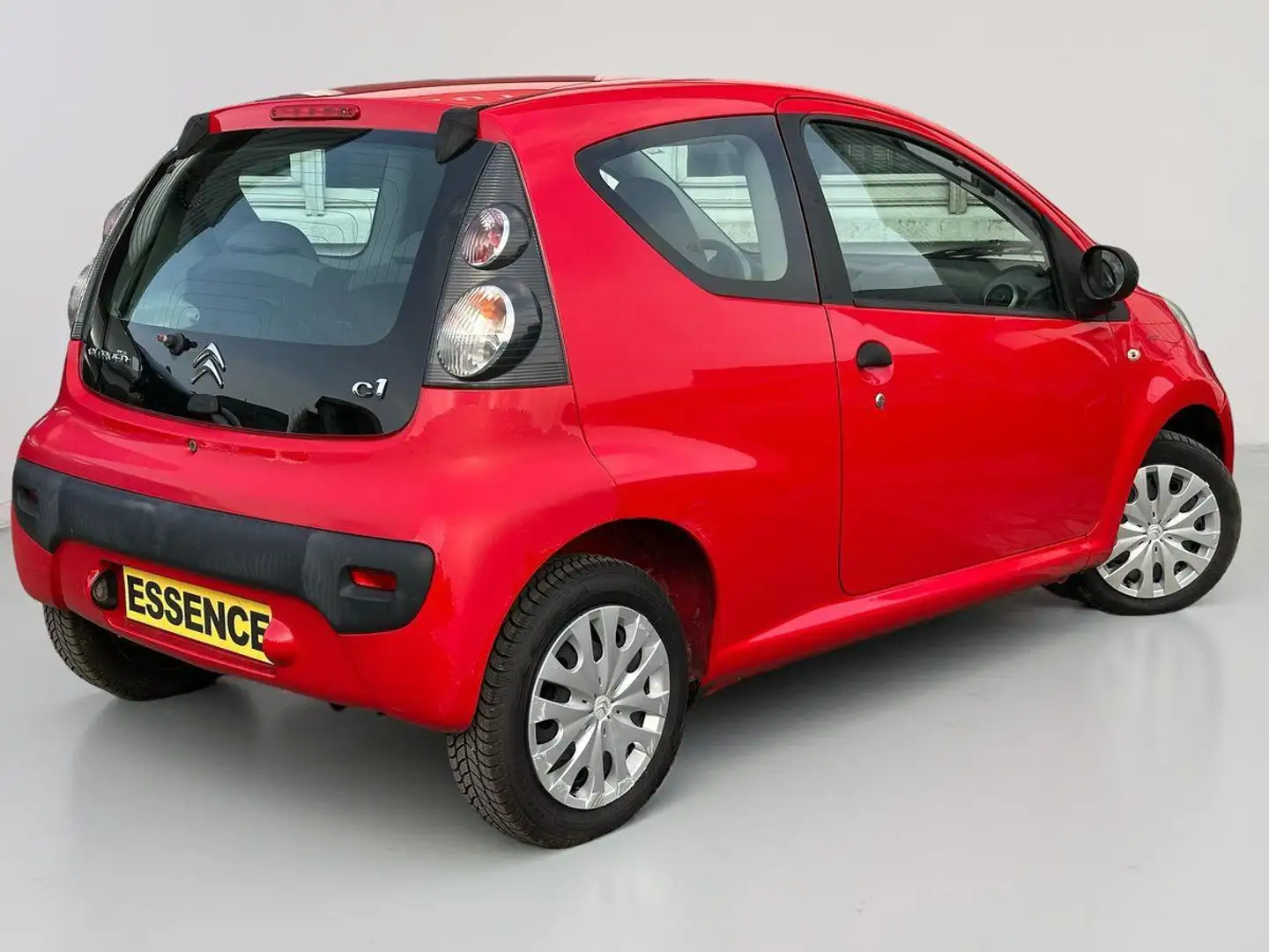 Citroen C1 Phase 3 - 1.0i 12V 68ch (4 cv) BVM5 3 portes - Attraction - 2012 %2B 139 000KM Rouge - 2