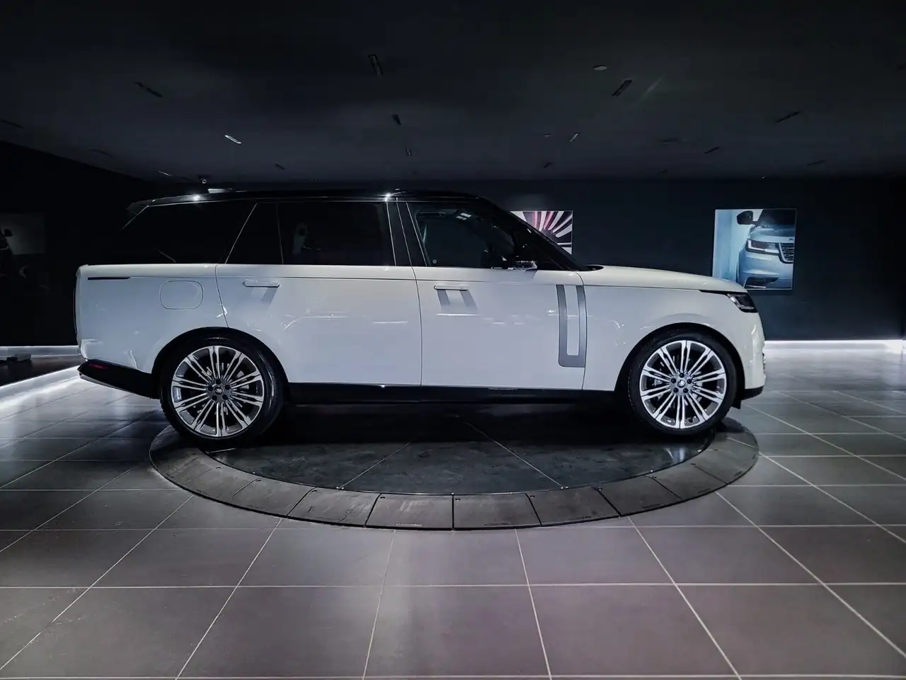 Land Rover Range Rover снимка Land Rover Range Rover