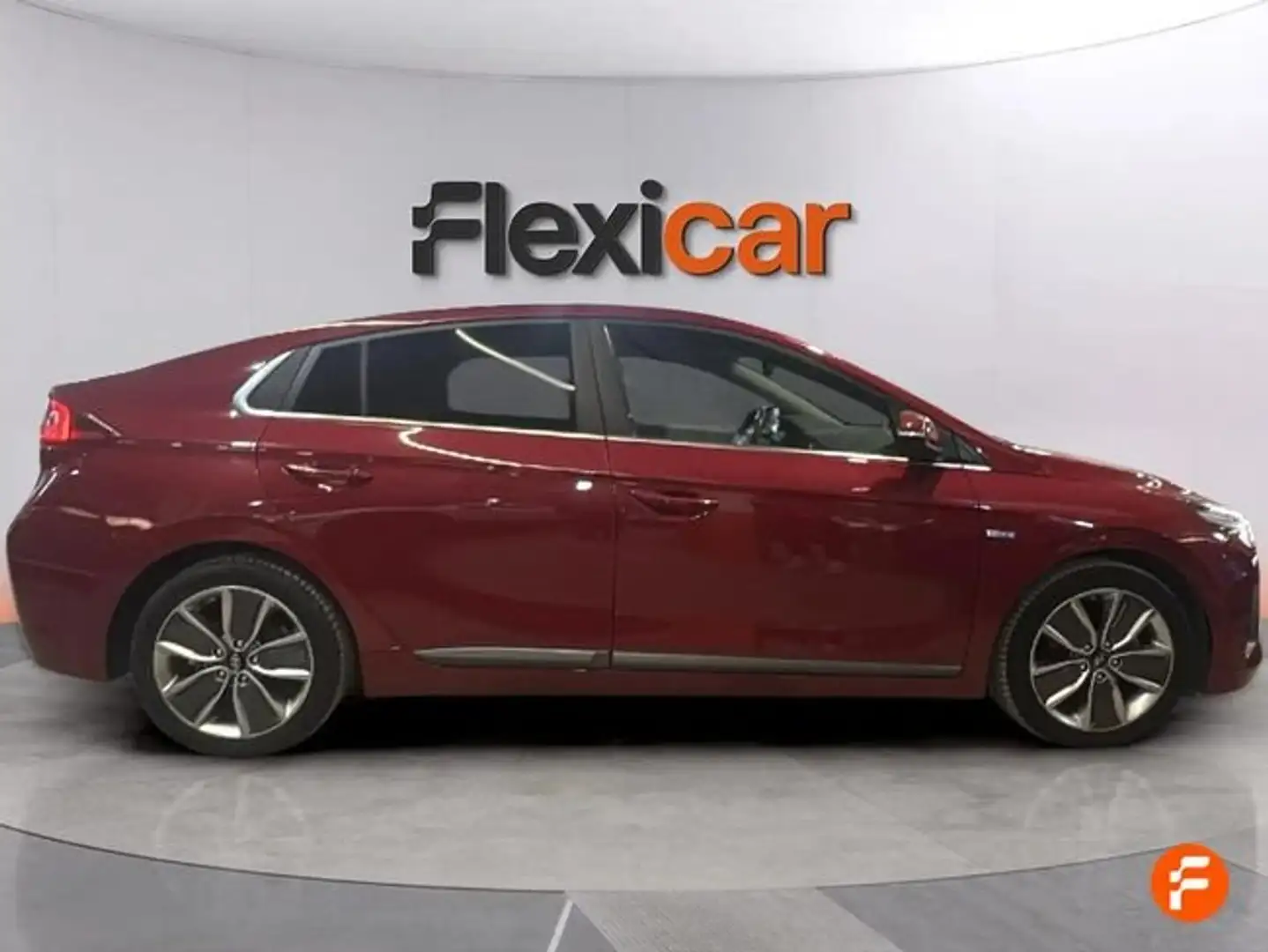 Hyundai IONIQ HEV 1.6 GDI Tecno Rojo - 2