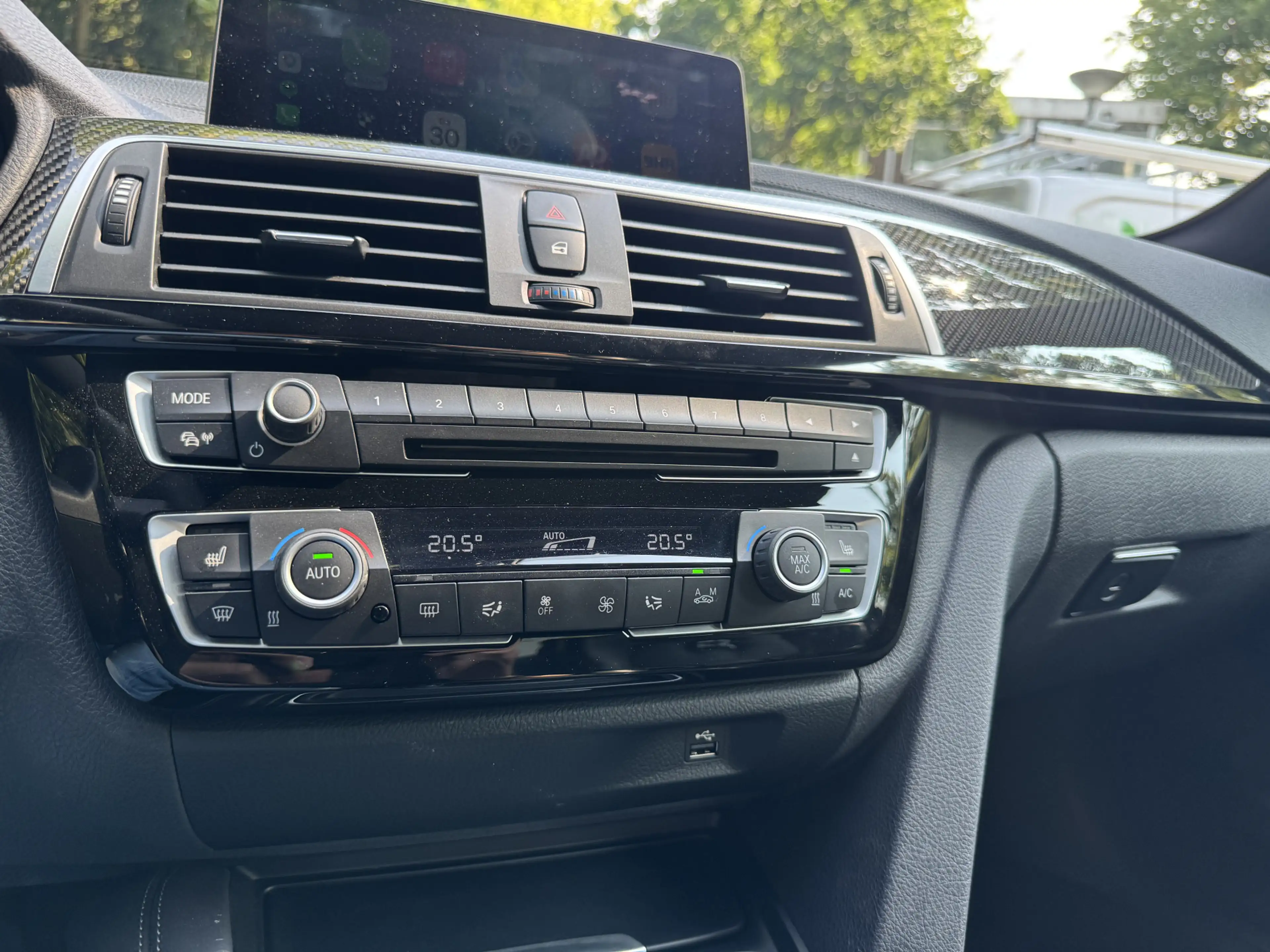 BMW M4 Competition, Carbon, Memory, CarPlay — photo 19