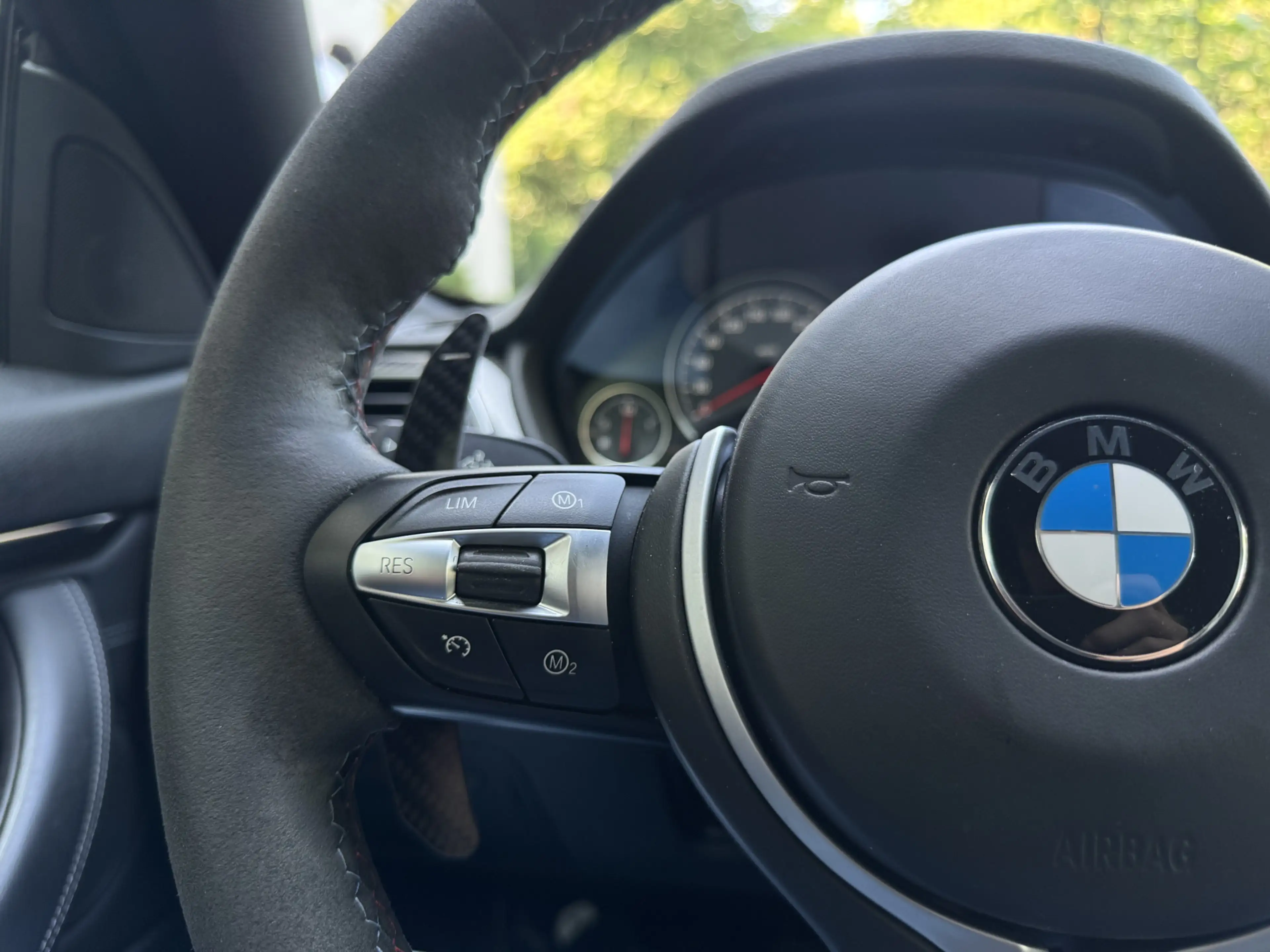 BMW M4 Competition, Carbon, Memory, CarPlay — photo 18