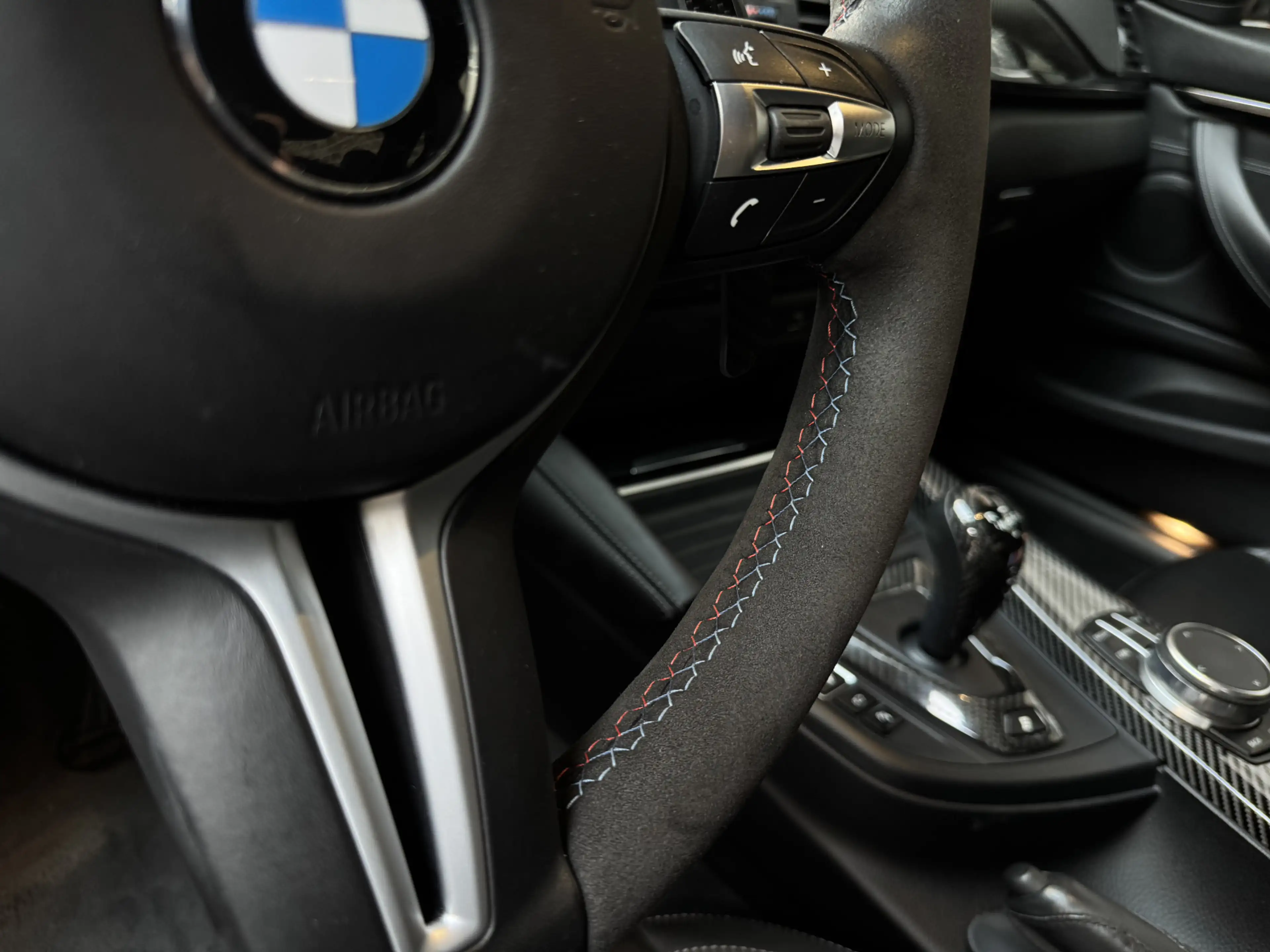 BMW M4 Competition, Carbon, Memory, CarPlay — photo 27
