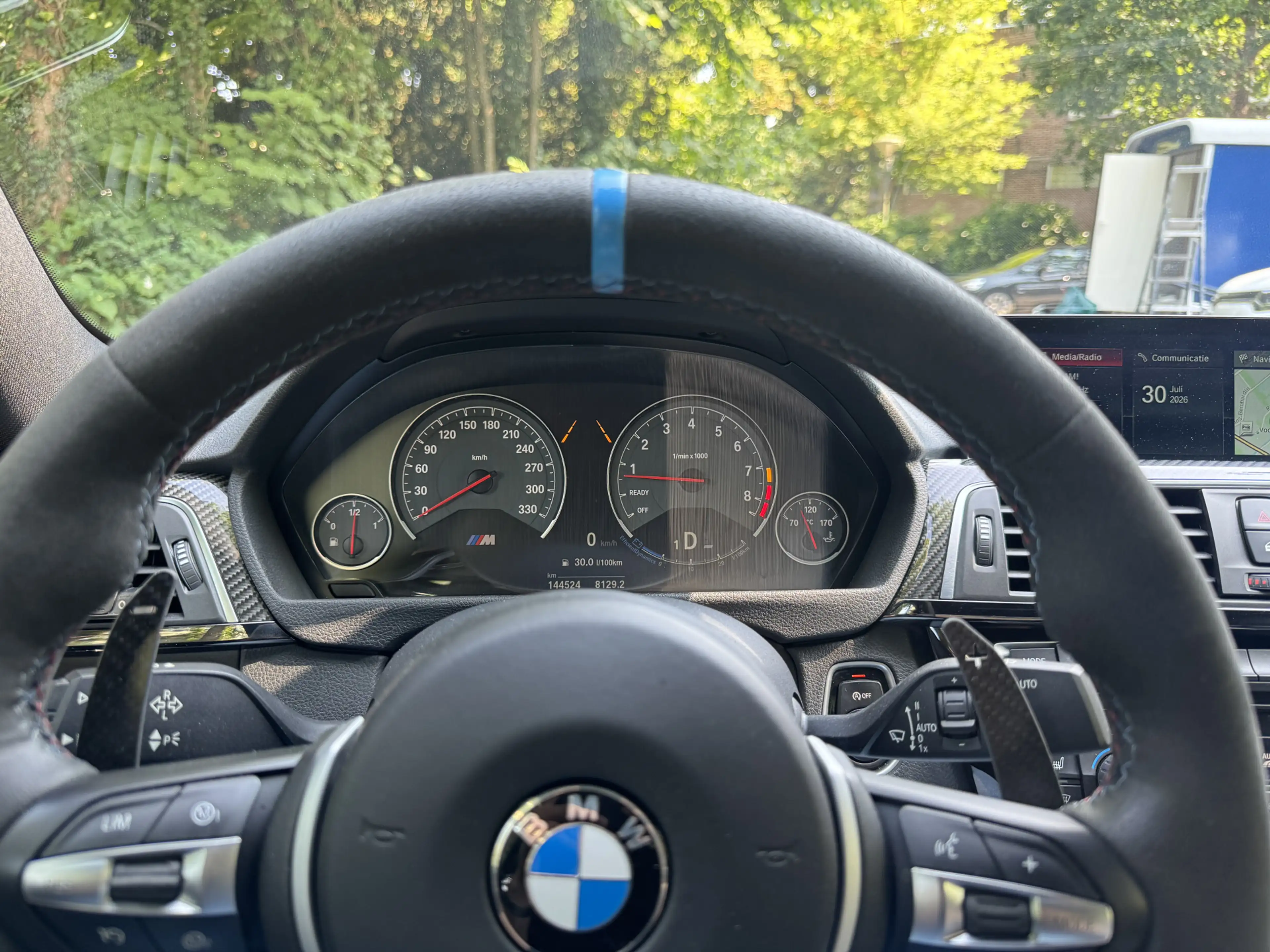 BMW M4 Competition, Carbon, Memory, CarPlay — photo 17
