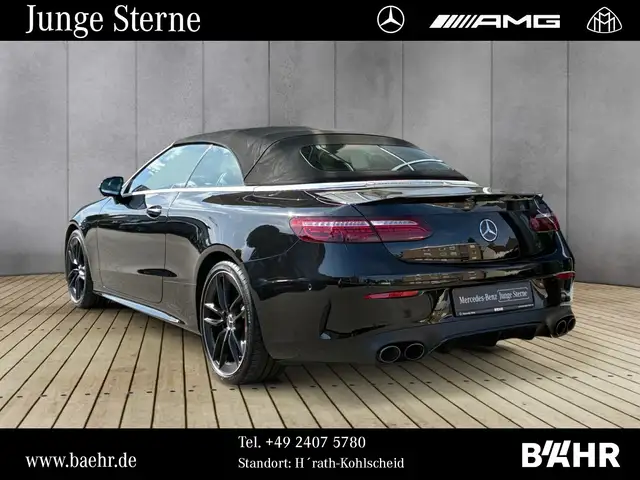 Mercedes-Benz E-Class view 3