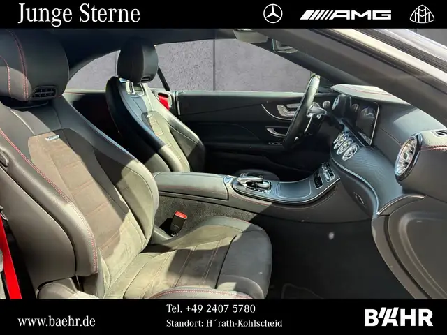 Mercedes-Benz E-Class view 5