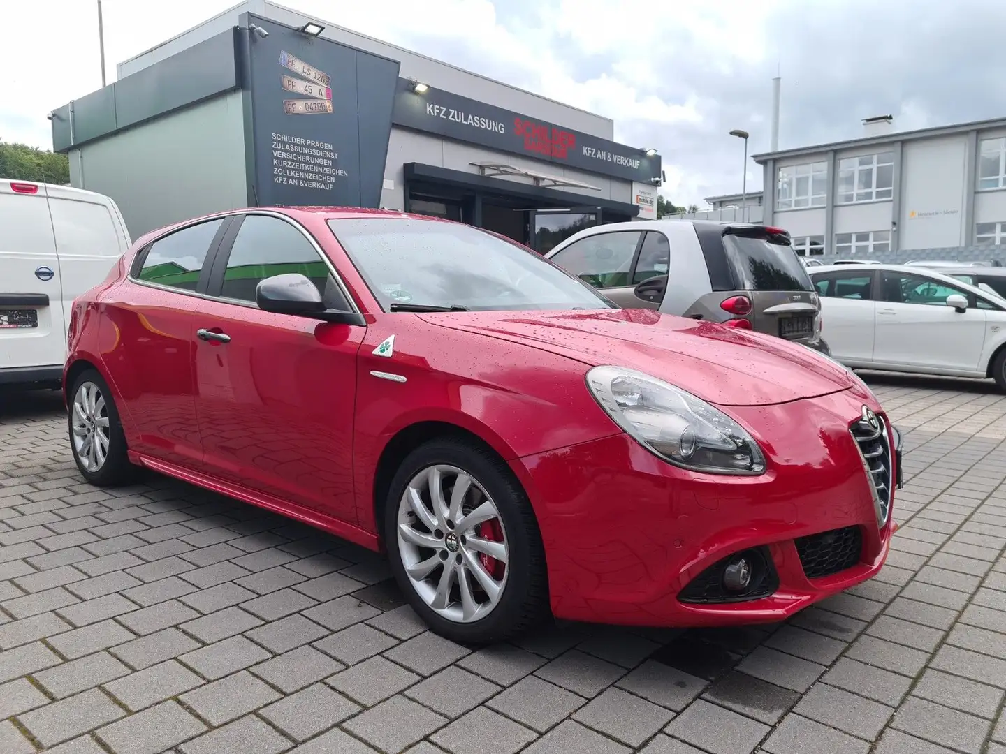 Alfa Romeo Giulietta Quadrifoglio Verde/2.Hand/Navi/SHZ/ Rouge - 1