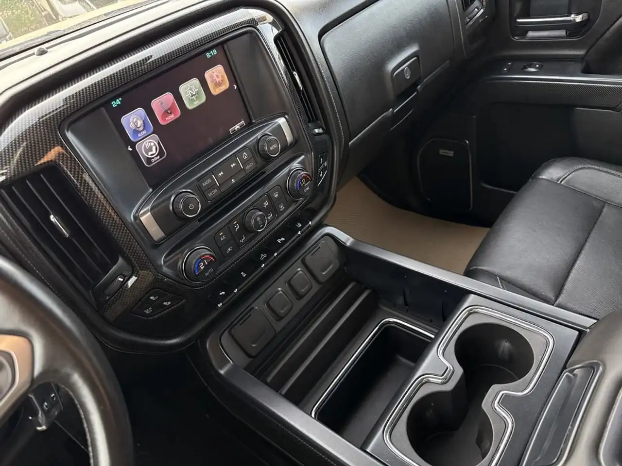 Chevrolet Silverado 1500 снимка Chevrolet Silverado 1500