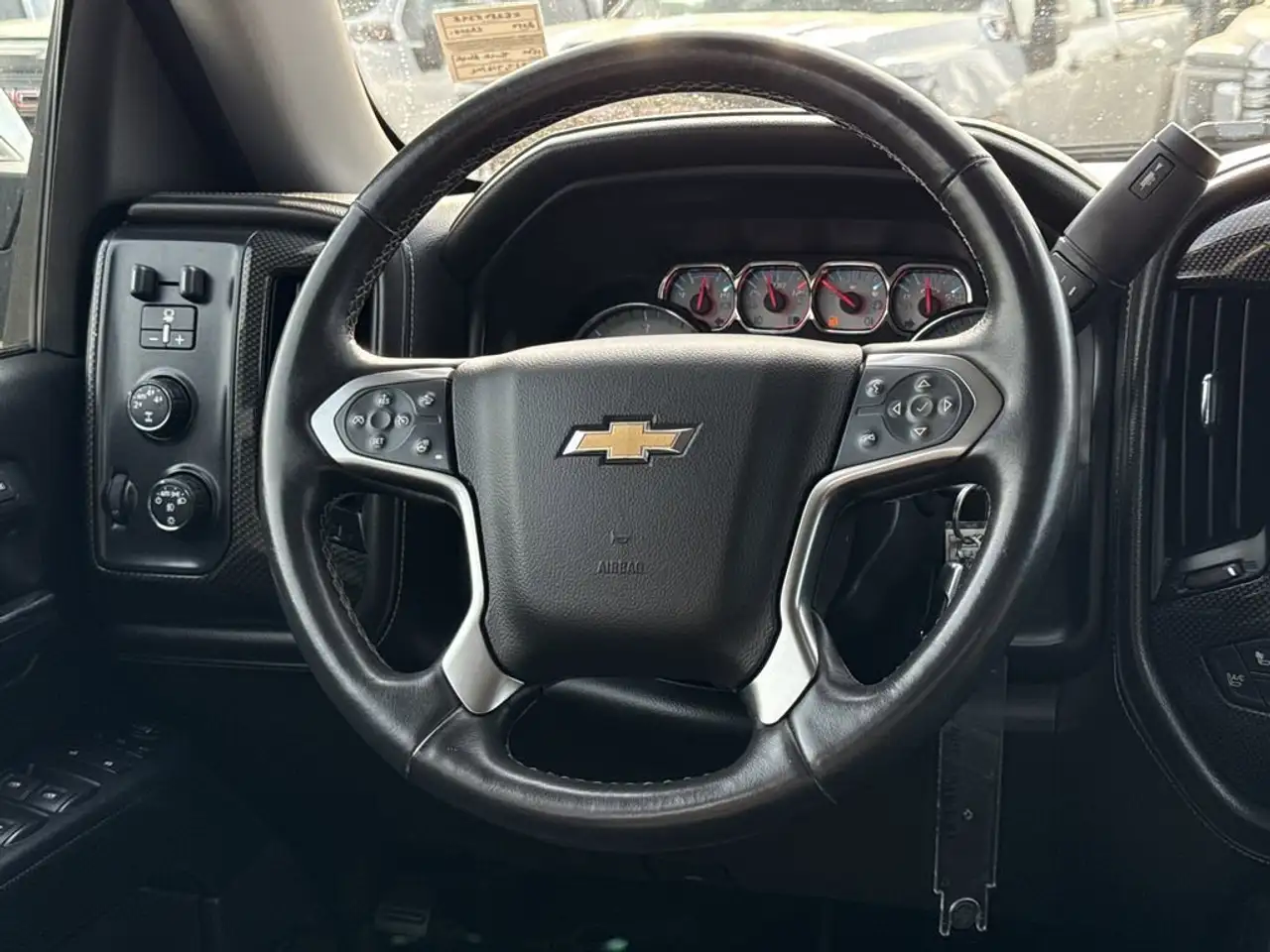 Chevrolet Silverado 1500 снимка Chevrolet Silverado 1500