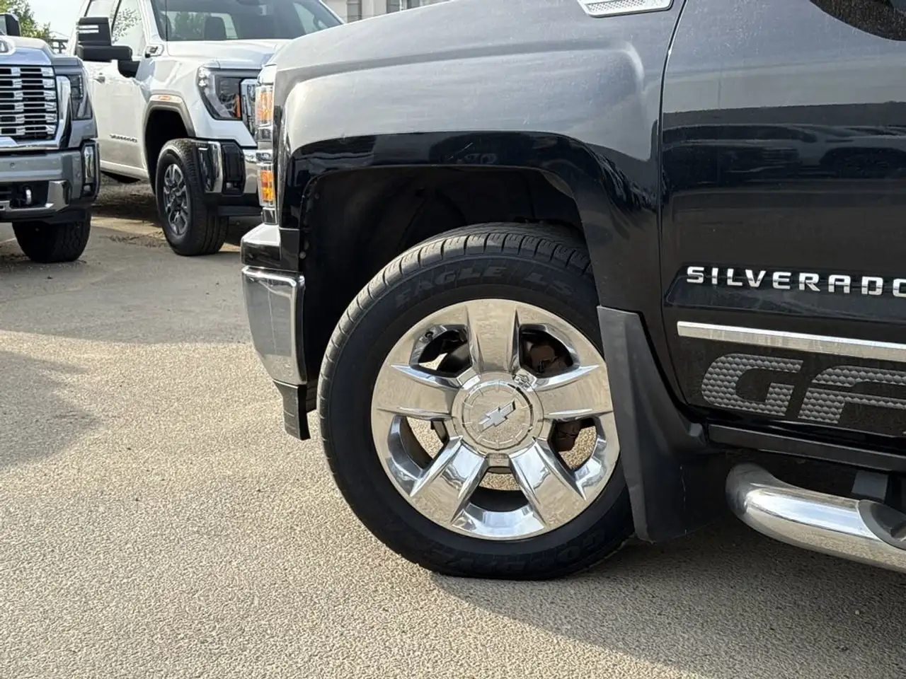 Chevrolet Silverado 1500 снимка Chevrolet Silverado 1500