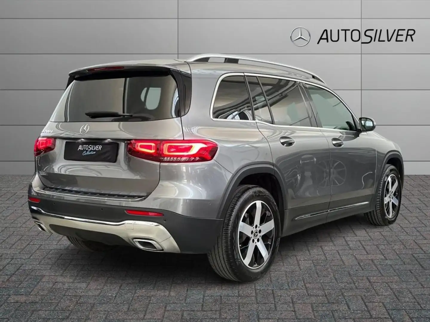 Mercedes-Benz GLB 200 d Automatic Sport Plus Grigio - 2