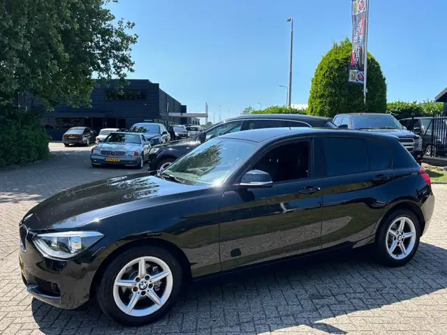 BMW 1 Series view 7