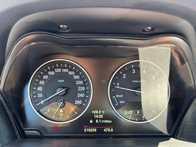BMW 1 Series view 14