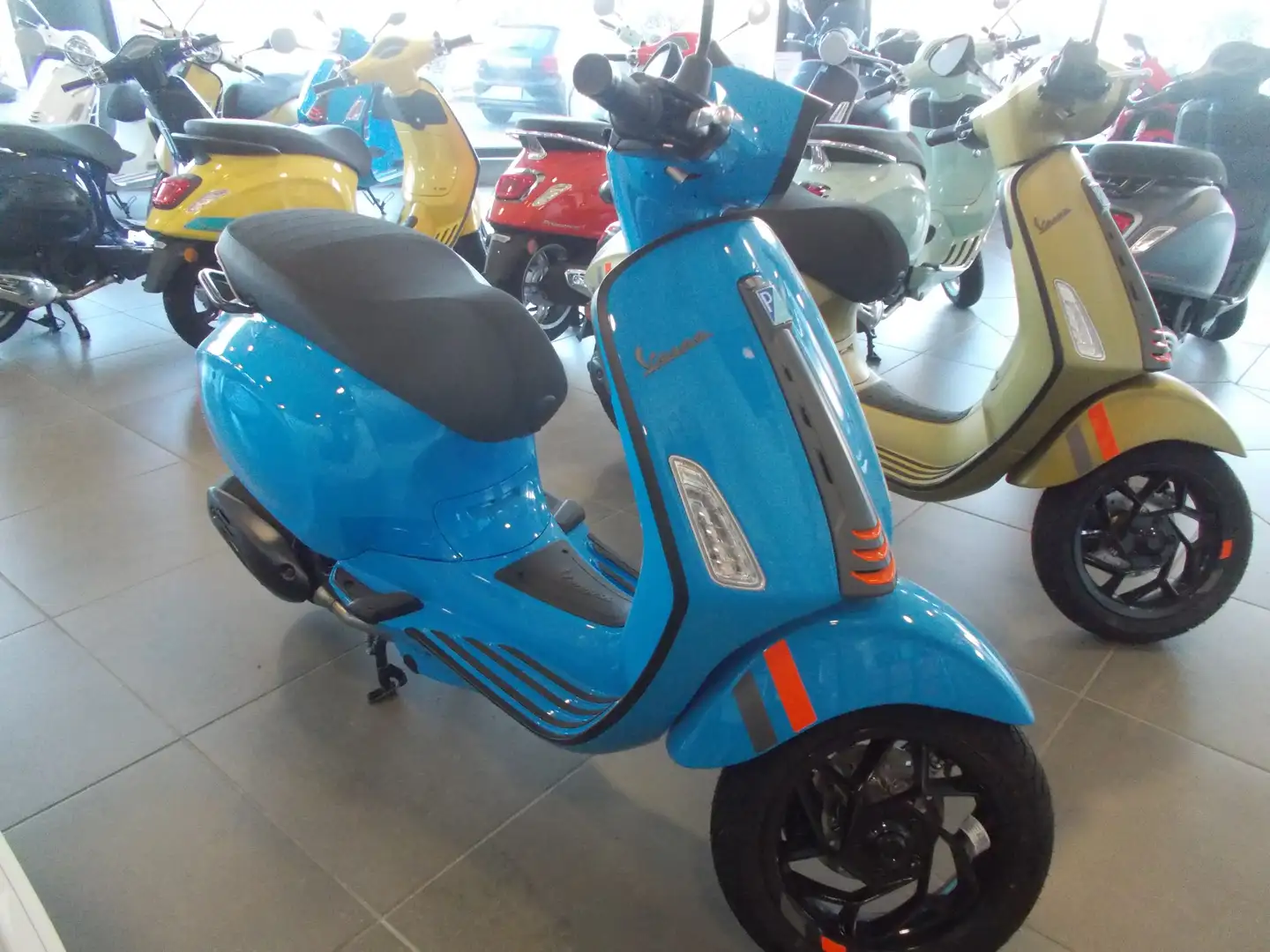 Vespa Sprint 125 i.e. SPORT Blu/Azzurro - 1