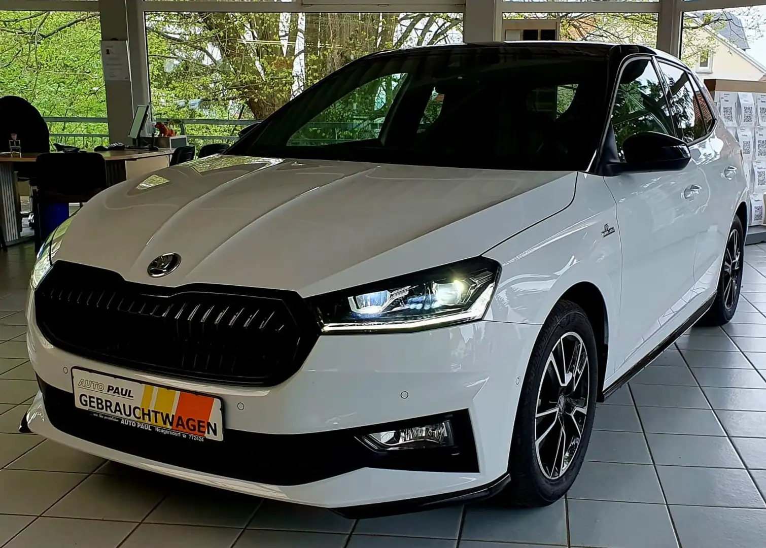 Skoda Fabia Monte Carlo 5 J. Garantie /Panoramadach Weiß - 1