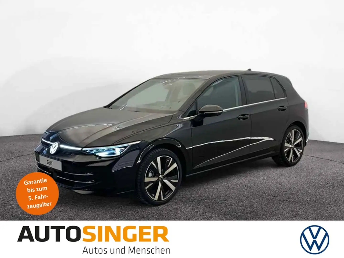 Volkswagen Golf Style 1.5 eTSI DSG *PANO*IQ-L*AHK*ACC*360* Schwarz - 1