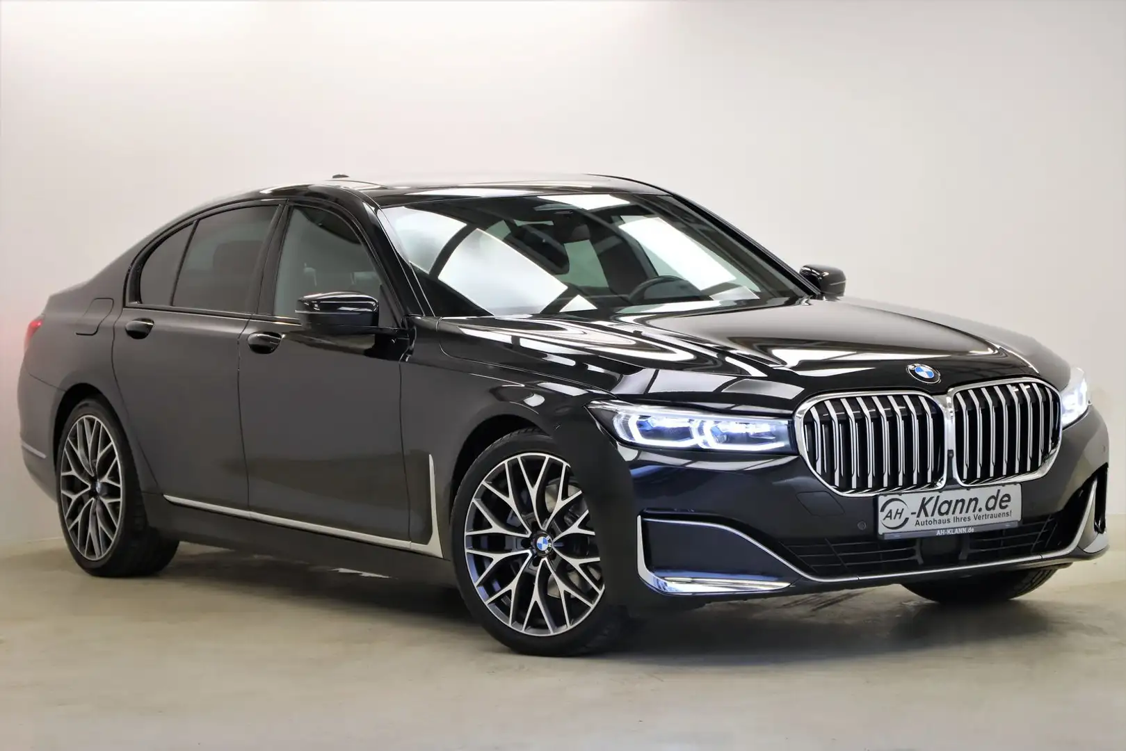 BMW 730 d 265PS Softclose Laser H&K ACC HUD Pano Schwarz - 1