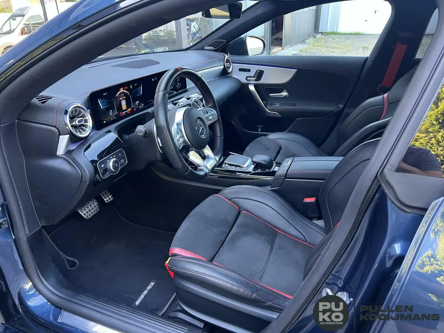Mercedes-Benz CLA 45 AMG Shooting Brake S - 2
