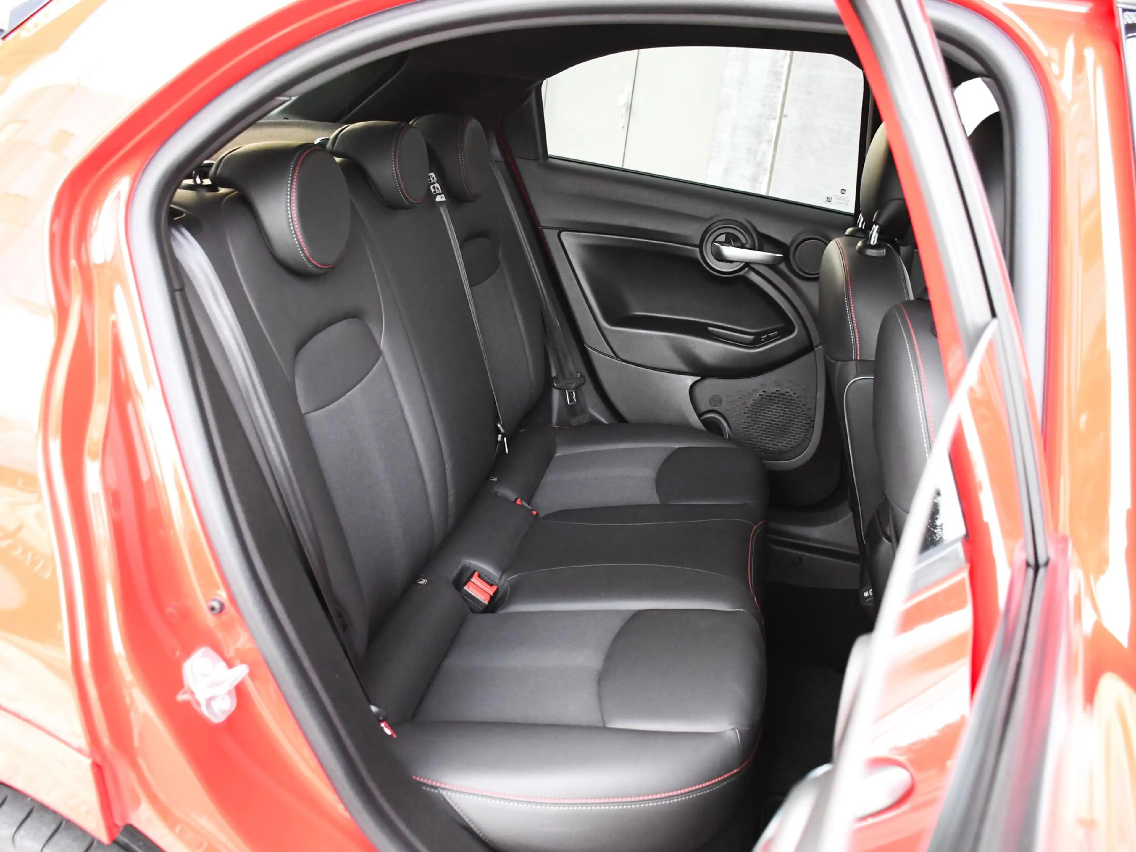 Fiat 500X Sport 1.0 GSE 120pk HALF-LEDER | 18''LM | KEYLESS — photo 11