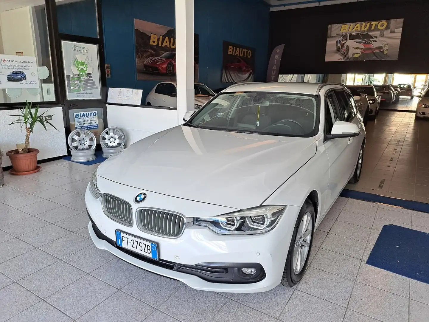 BMW 316 d F31 Touring  Bus Adv *NAVI PROF*FULL LED* Bianco - 1