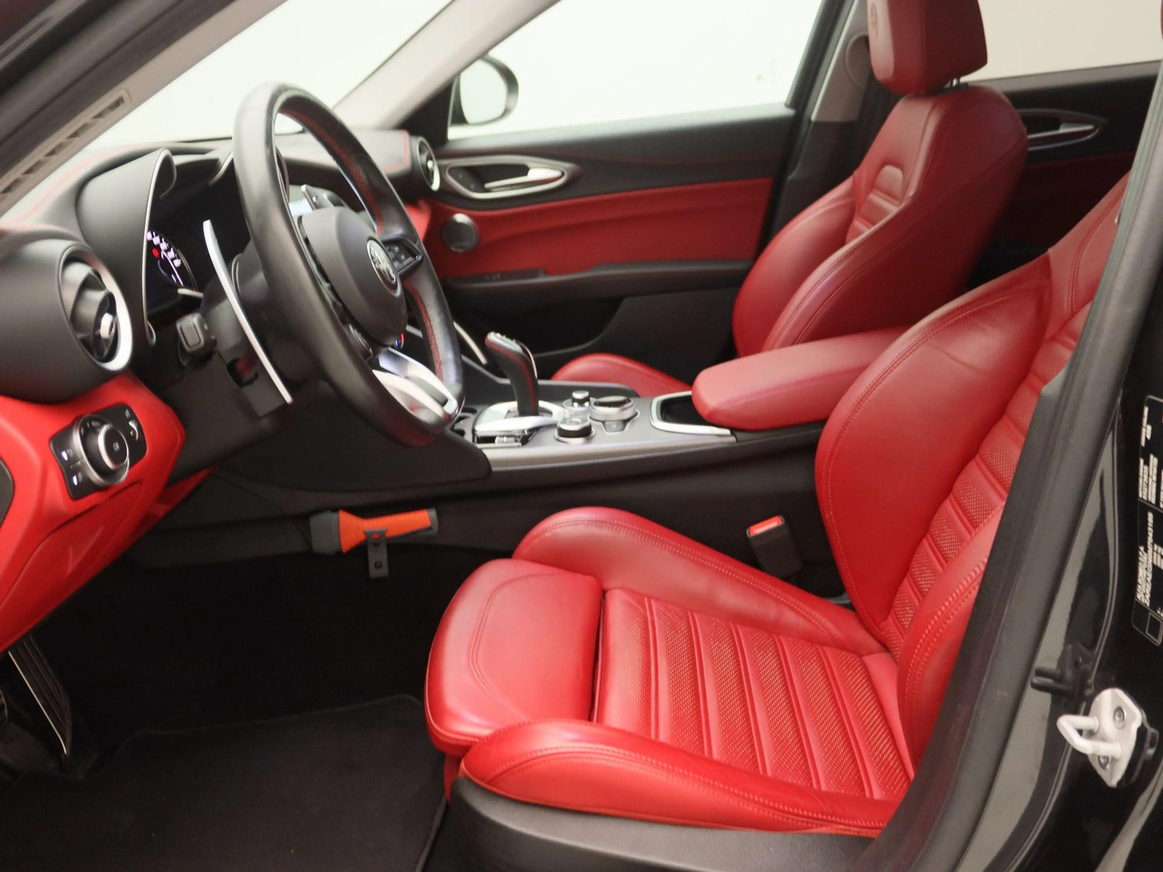 Alfa Romeo Giulia 2.0T Sprint | Navigatie | Leder | Camera | — photo 14