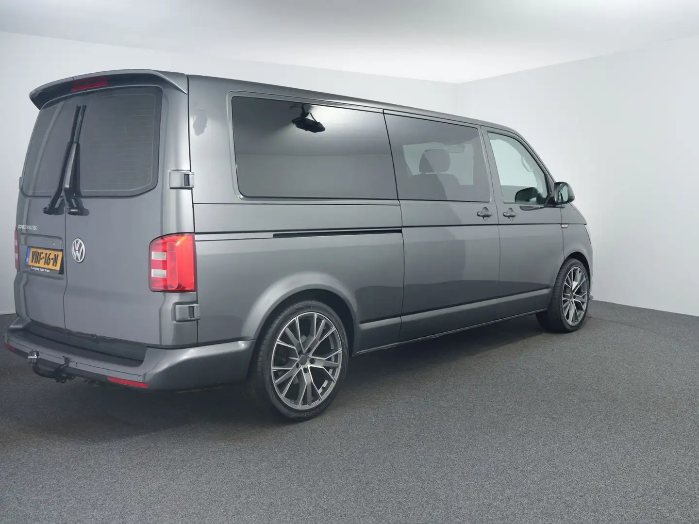 Volkswagen T6 Transporter 2.0 TDI L2H3 Highline | Led | Dubbele cabine | Car - 2