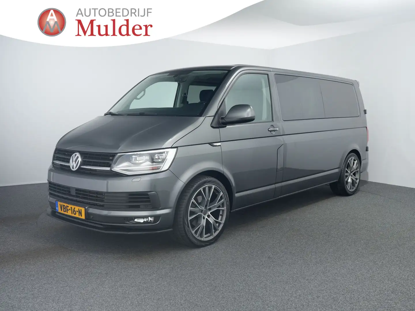 Volkswagen T6 Transporter 2.0 TDI L2H3 Highline | Led | Dubbele cabine | Car - 1