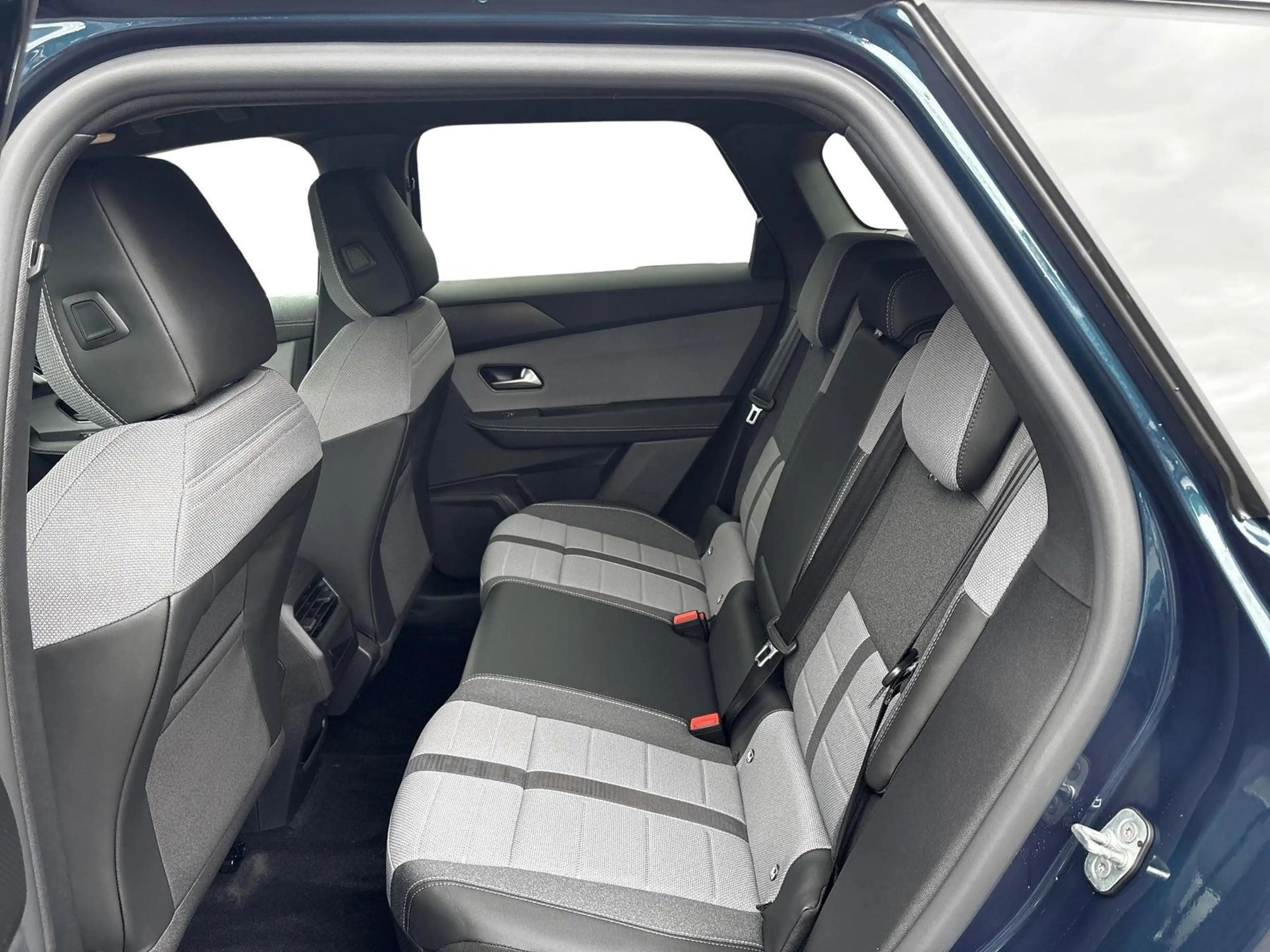 Opel Grandland X Grandland GS Hybrid 145 PS Automatik Allwetter — photo 8