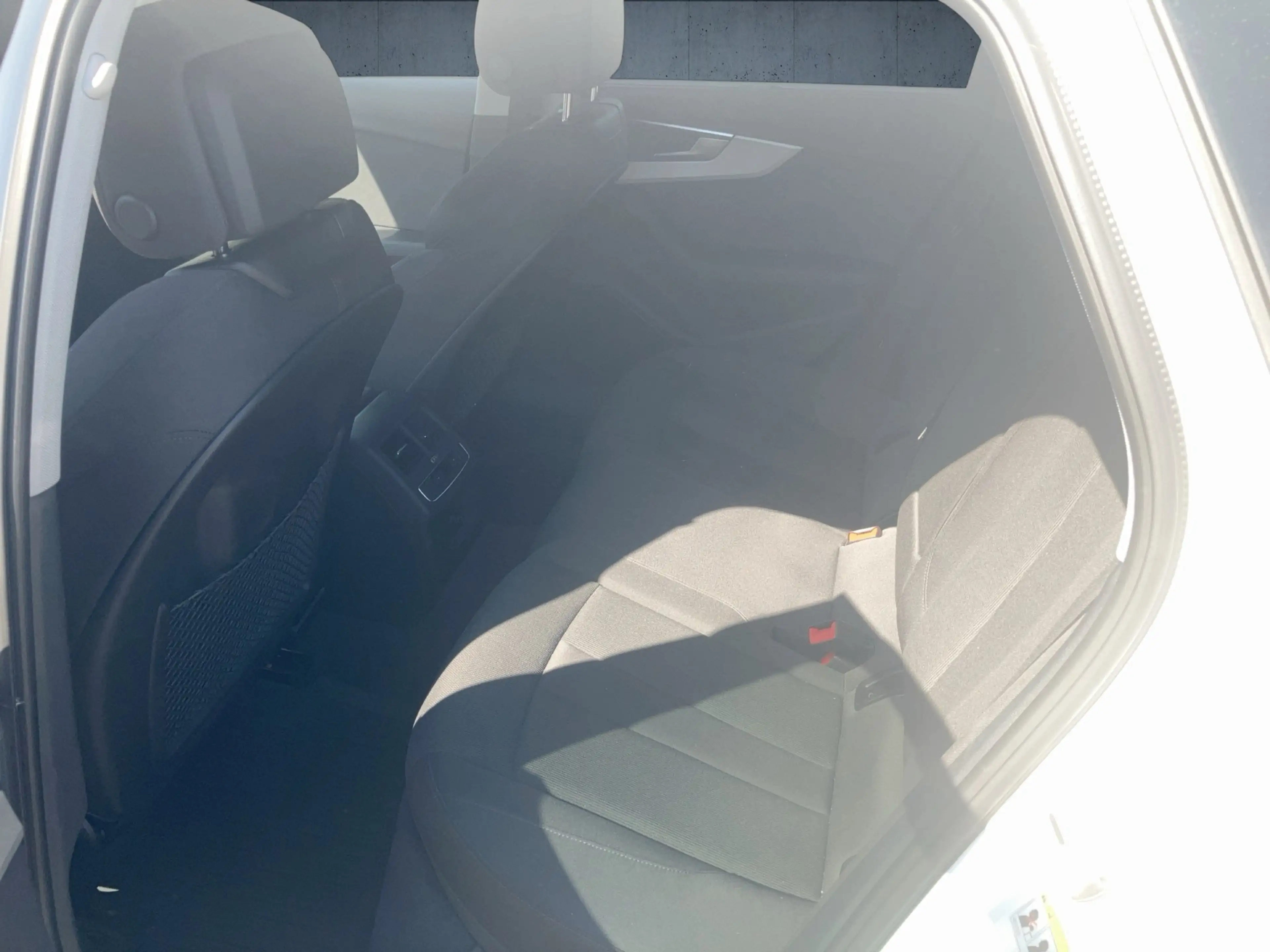 Audi A4 Avant Advanced advanced 40 TDI quattro 150(204) S — photo 13