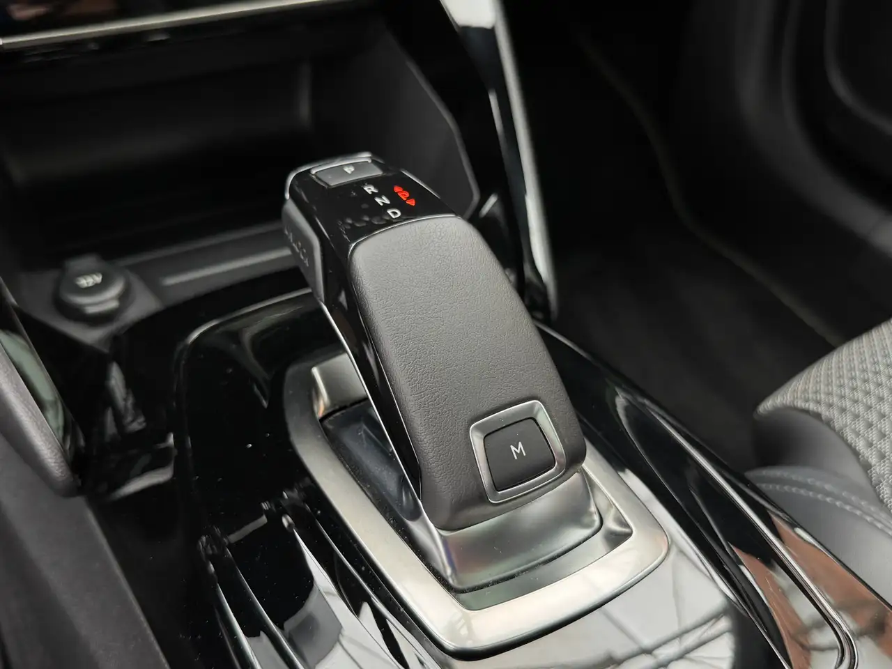 Peugeot 2008 PureTech 130 GT-Line Trekhaak afneembaar Schui, миниатюра 19