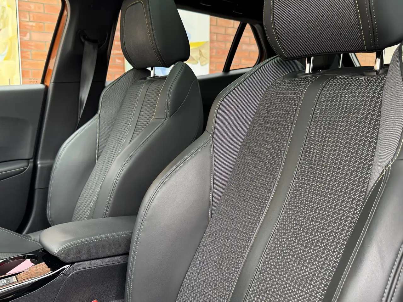 Peugeot 2008 PureTech 130 GT-Line Trekhaak afneembaar Schui, миниатюра 29