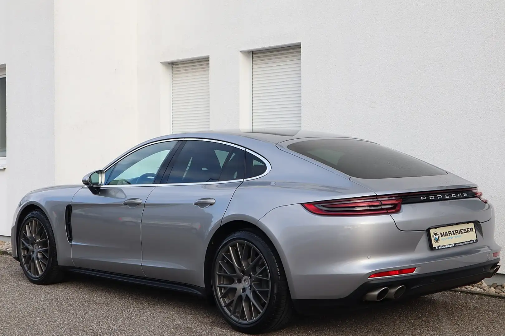 Porsche Panamera 4S Aut. Diesel Grau - 2