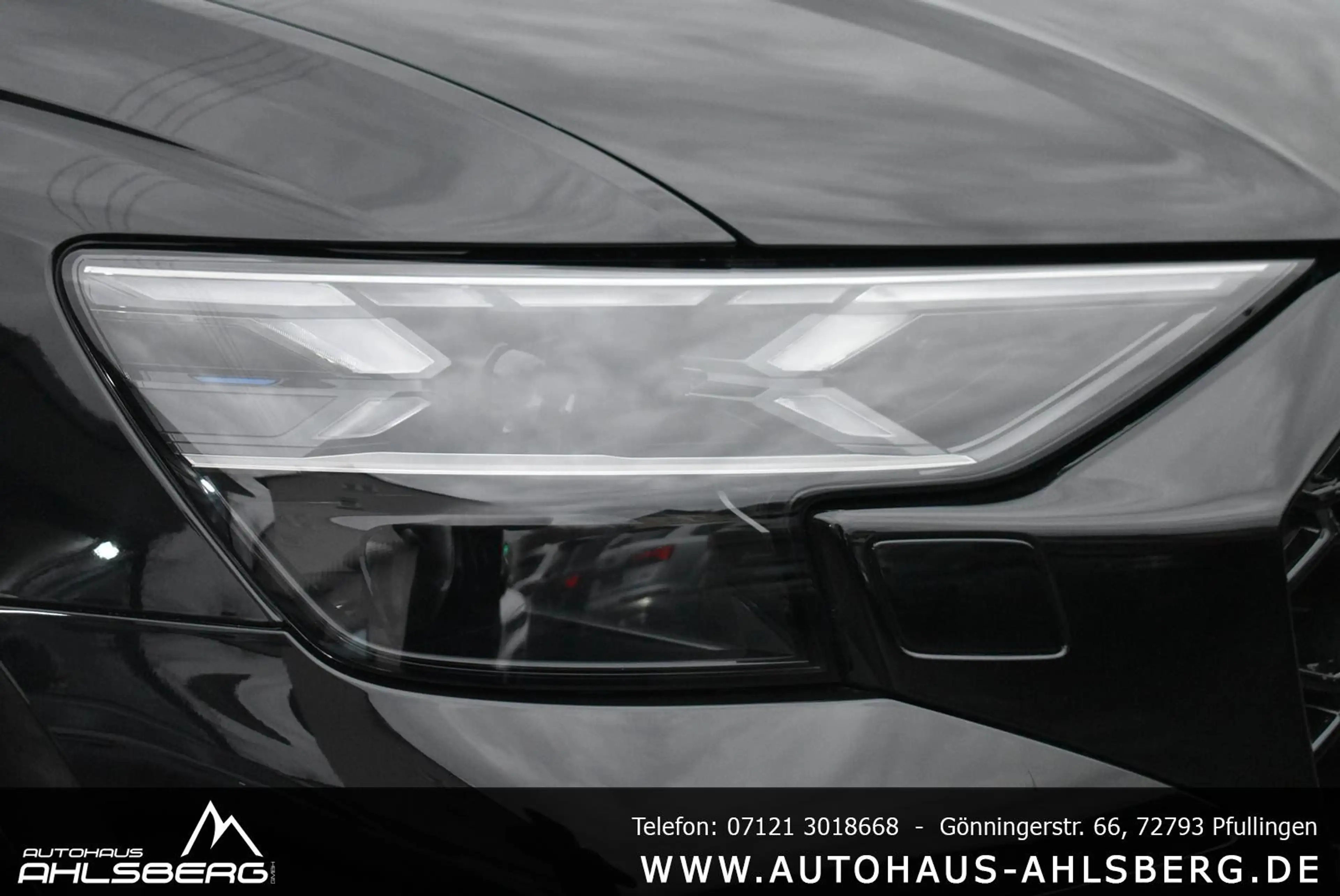 Audi RS Q8 RSQ8 PERF./EXCLUSIVE/SAGA/MASSA/KERAM./ 23ZOLL/AHK — photo 9