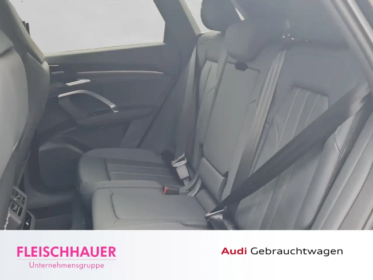 Audi Q5 2.0 SUV TFSI S-LINE quattro S tronic AHK+MATRIX 10