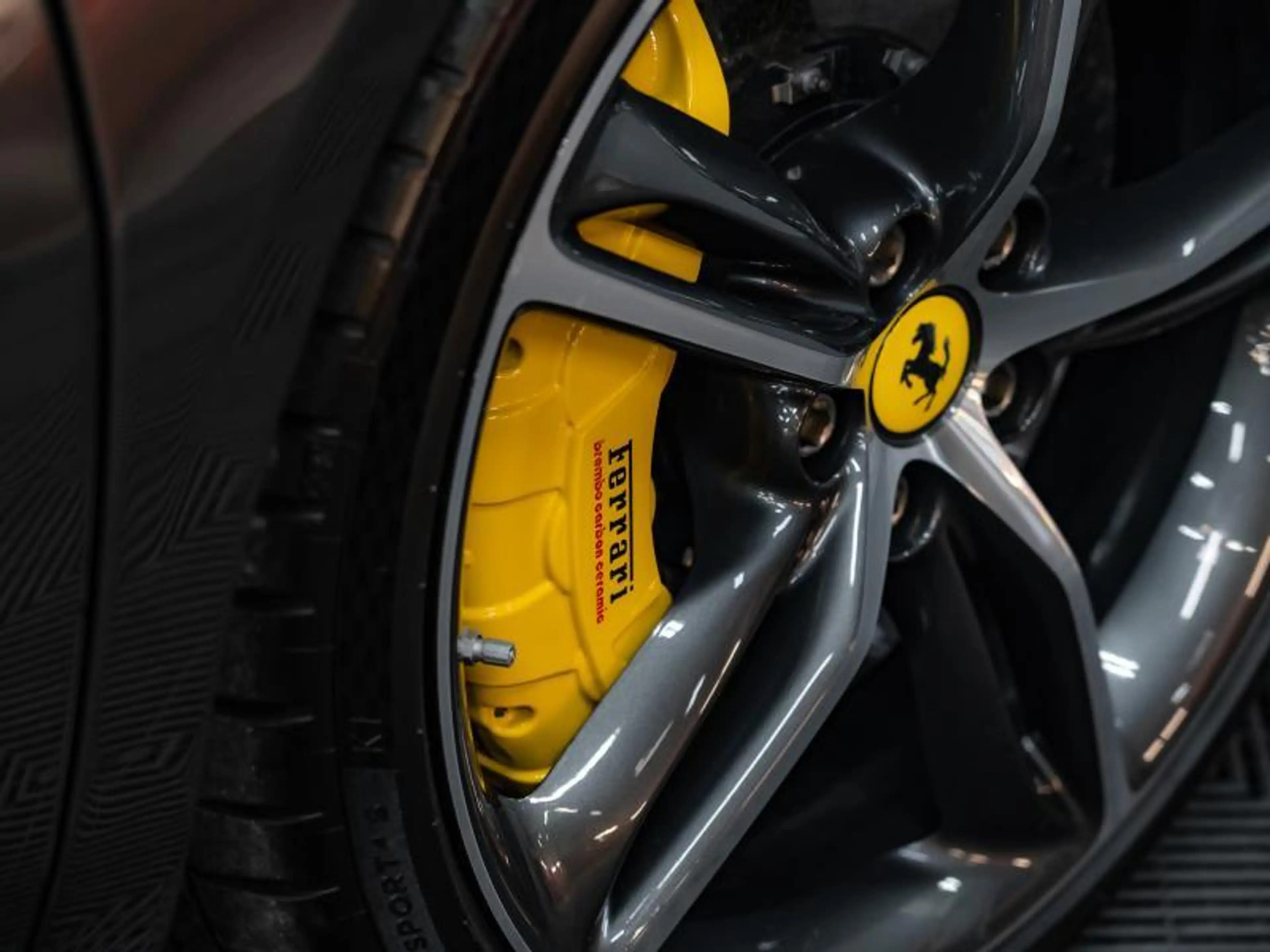 Ferrari 296 GTB — photo 15