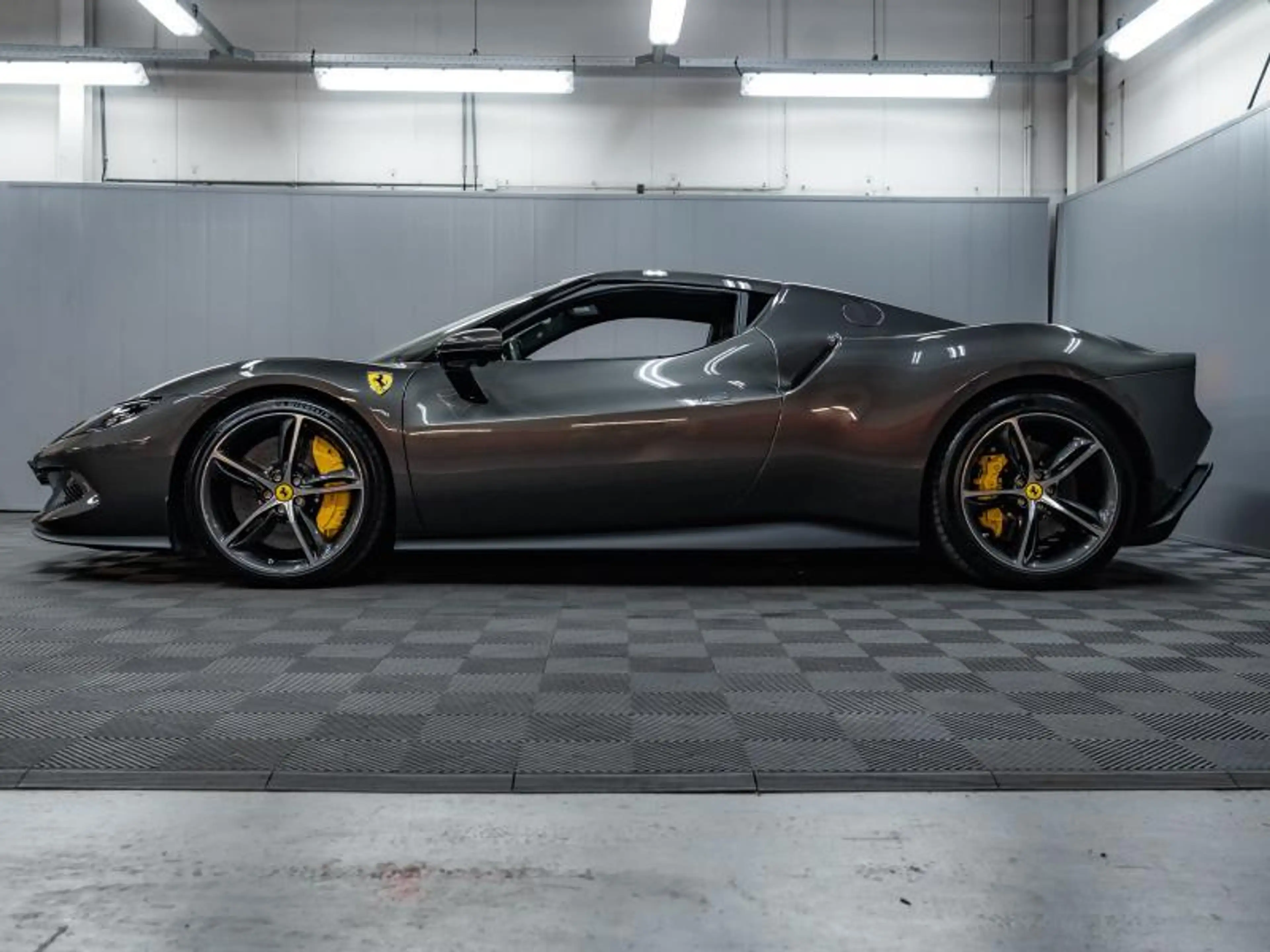 Ferrari 296 GTB — photo 6