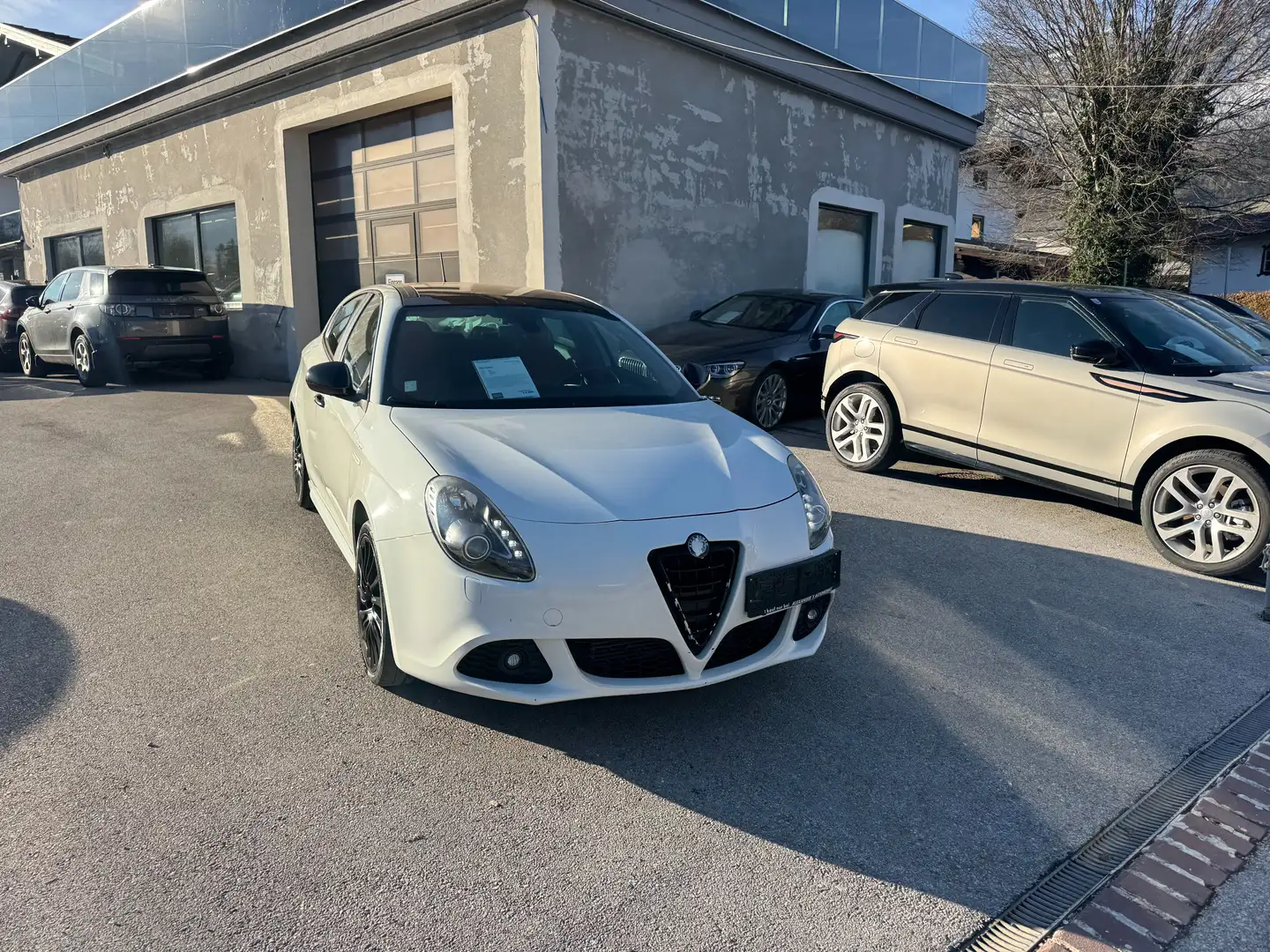 Alfa Romeo Giulietta Turismo Weiß - 2