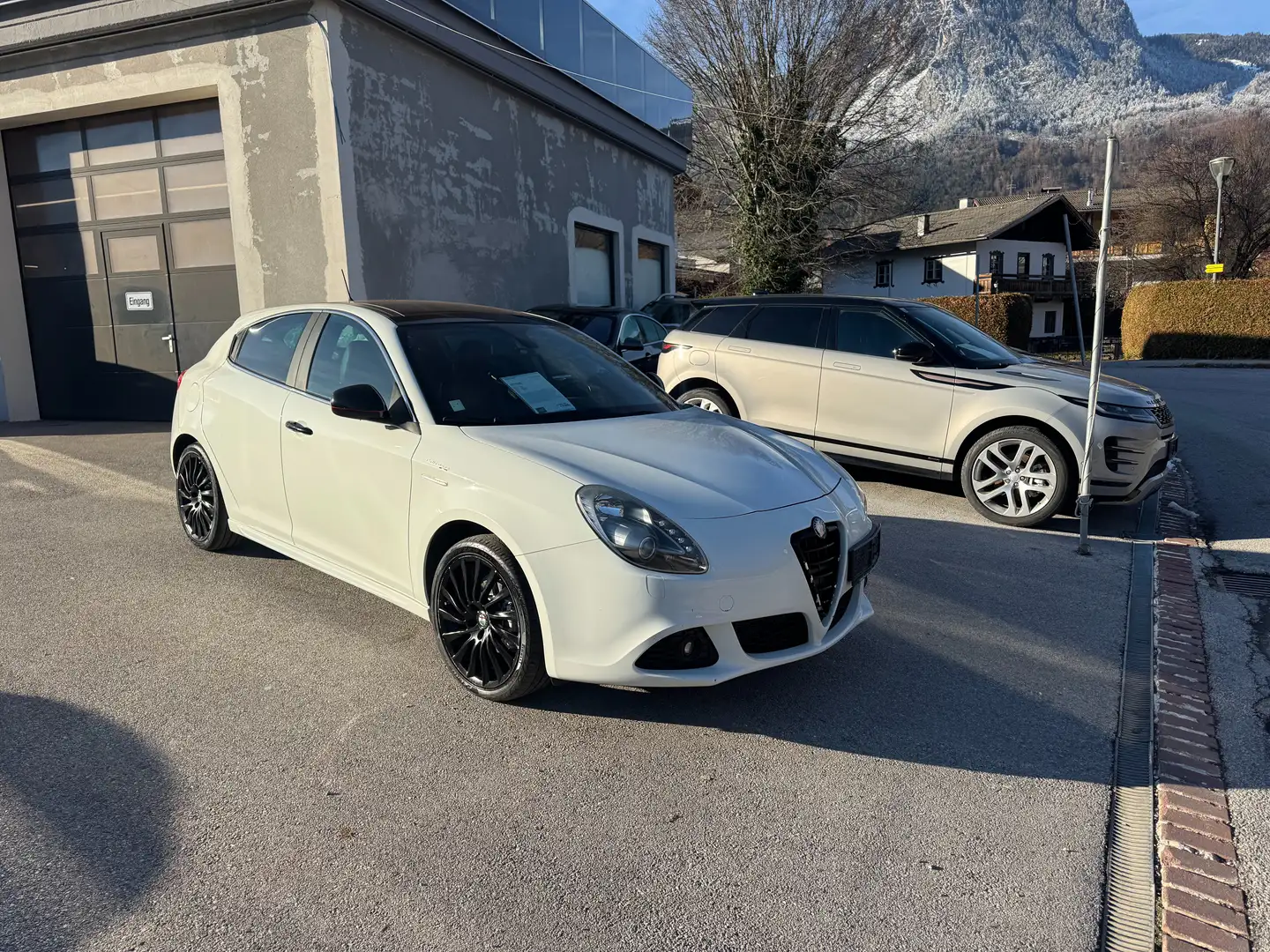 Alfa Romeo Giulietta Turismo Weiß - 1